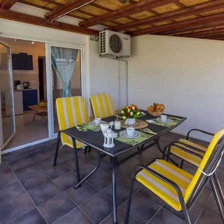 One-bedroom In Crikvenica Liii